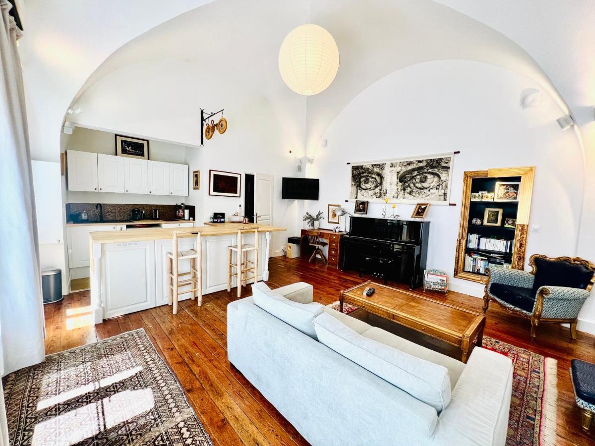 Courbet'S Bachelor Pad Apartment Монпелие Екстериор снимка