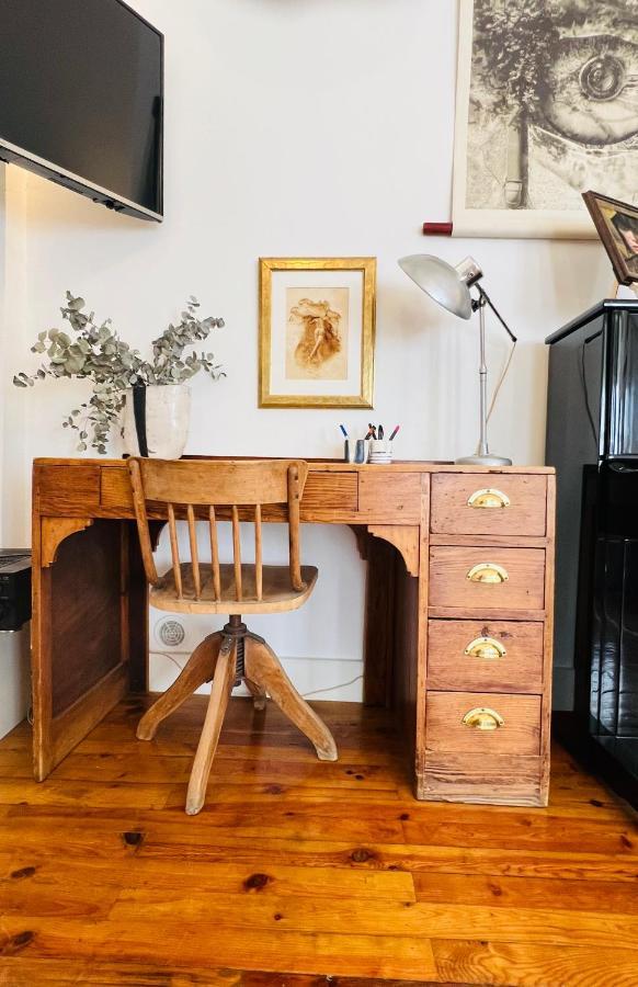 Courbet'S Bachelor Pad Apartment Монпелие Екстериор снимка