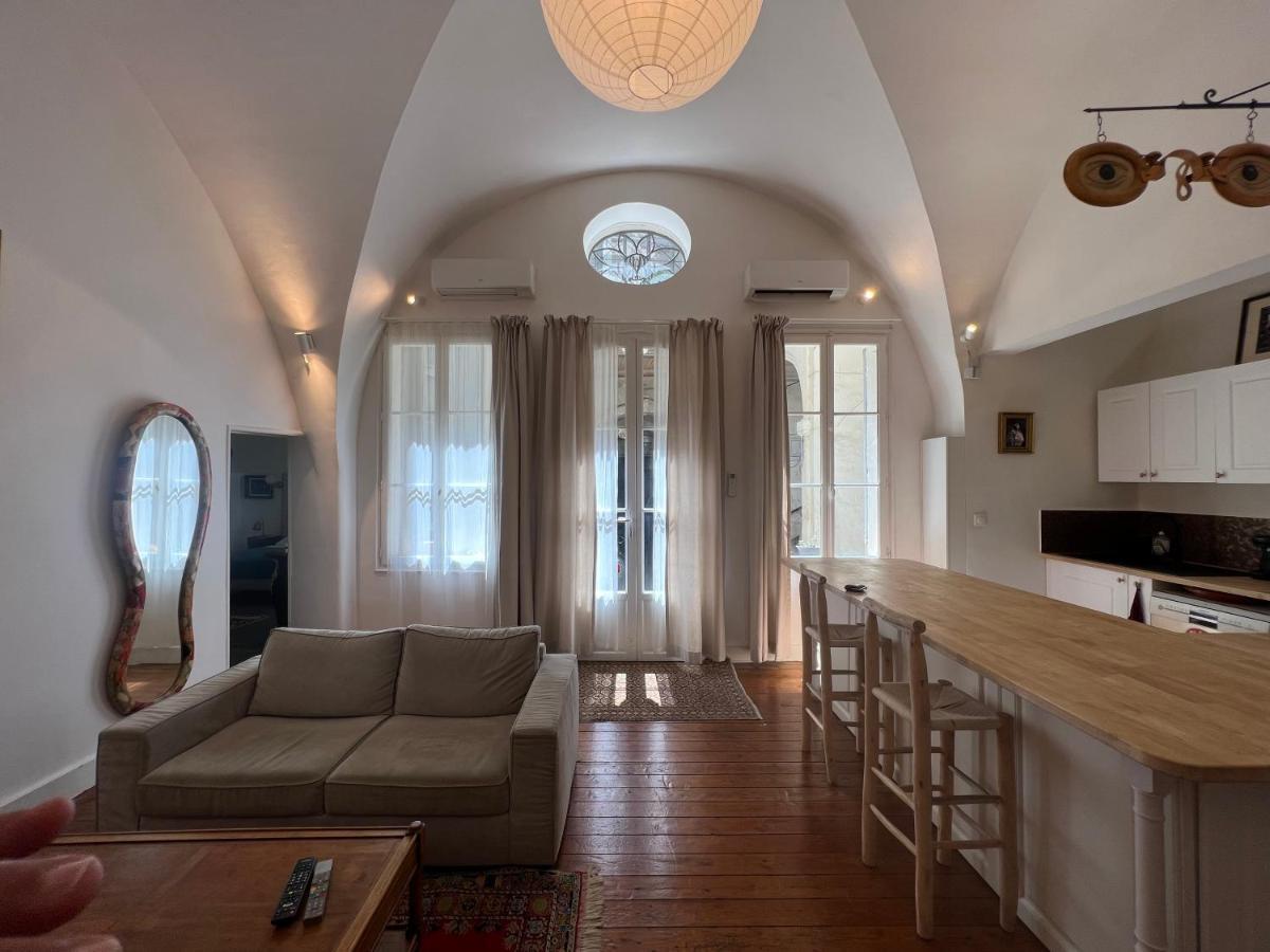 Courbet'S Bachelor Pad Apartment Монпелие Екстериор снимка