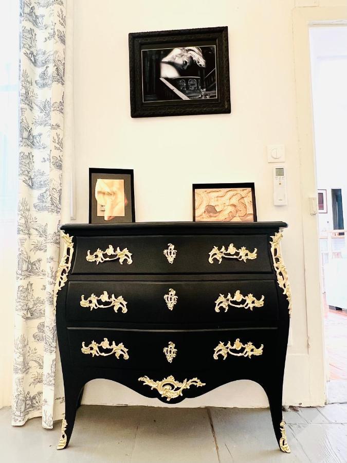 Courbet'S Bachelor Pad Apartment Монпелие Екстериор снимка